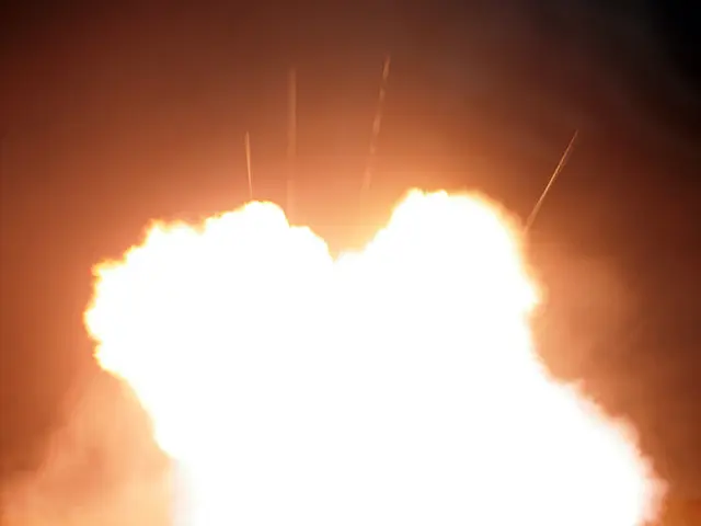 Firefighters apprehended by Border Control agents during the Washington wildfire incident